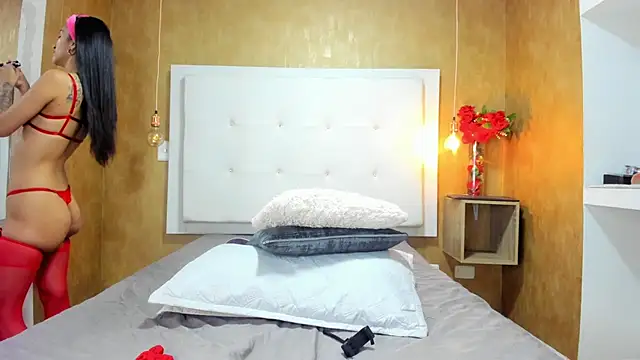 Snapshot of Milaspetite chatting on 02/02/26, 08:18 Milaspetite online show from 02/02/26, 08:18