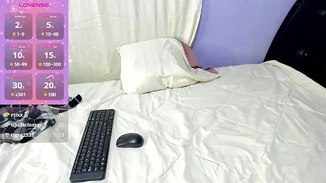 Jenny Evans82 online show from 01/13/25, 07:21