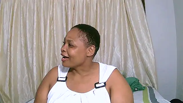 Snapshot of Bbw255 chatting on 02/27/25, 04:43 Bbw255 online show from 02/27/25, 04:43