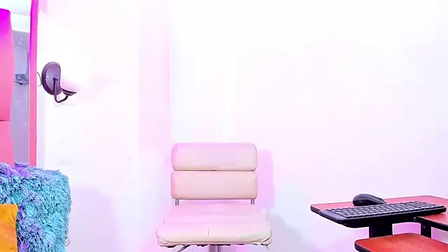 Snapshot of elizabeth_rosa21 chatting on 01/30/25, 09:36 elizabeth rosa21 online show from 01/30/25, 09:36