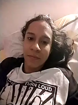 Snapshot of elizabeth_rosa21 chatting on 02/17/25, 11:44 elizabeth rosa21 online show from 02/17/25, 11:44