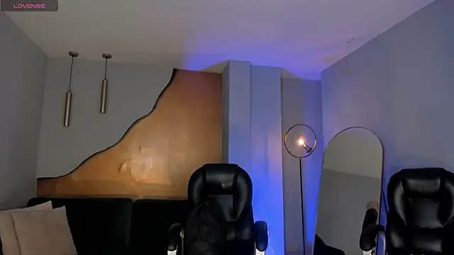 MiaFarrell  online show from 10/24/25, 05:53