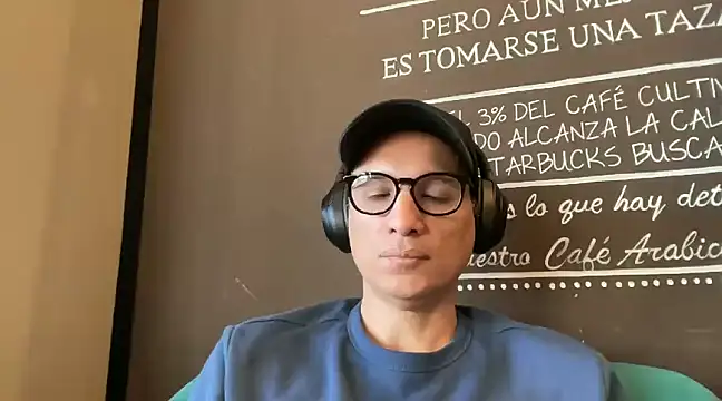 Snapshot of alex_ruiz85 chatting on 02/05/25, 03:09 alex ruiz85 online show from 02/05/25, 03:09