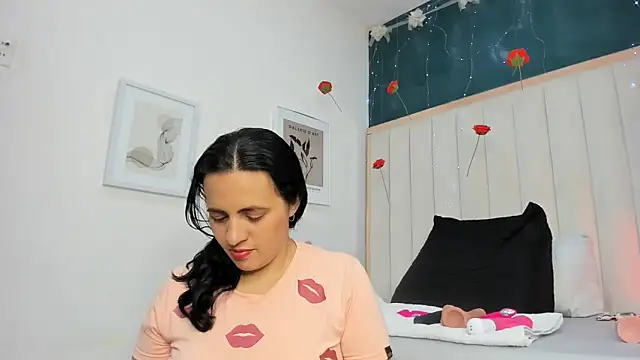 africa holmes online show from 02/20/26, 02:19