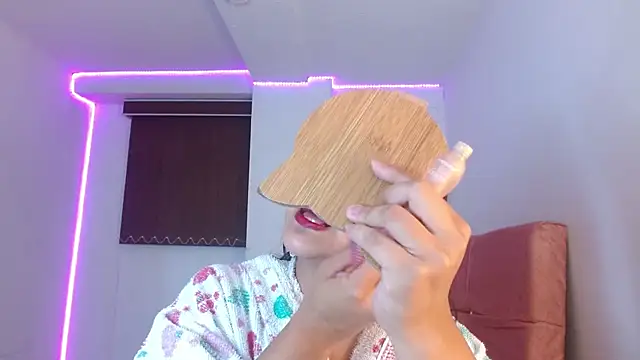 Snapshot of mariilulp303av chatting on 01/22/25, 09:57 mariilulp303av online show from 01/22/25, 09:57