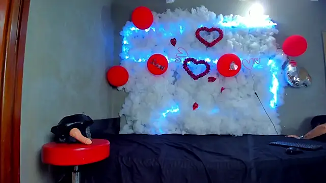 Snapshot of ladies_of_pleasure69 chatting on 02/25/25, 06:53 ladies of pleasure69 online show from 02/25/25, 06:53