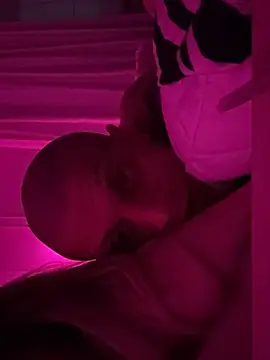 Snapshot of Pvp_family chatting on 12/21/24, 06:02 Pvp family online show from 12/21/24, 06:02