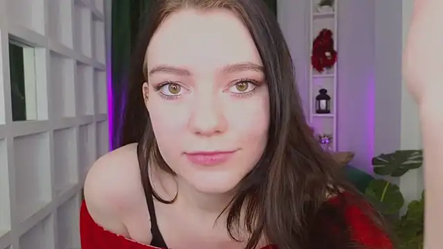 Lana  Cute  online show from 12/30/24, 12:31