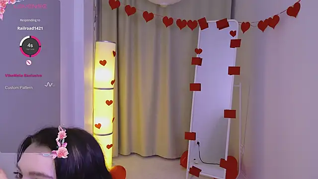 Lana  Cute  online show from 02/11/25, 11:01