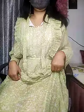 Snapshot of sexy_bhabhi69 chatting on 01/18/25, 03:27 sexy bhabhi69 online show from 01/18/25, 03:27