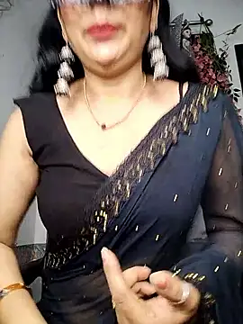 Snapshot of sexy_bhabhi69 chatting on 10/04/25, 05:33 sexy bhabhi69 online show from 10/04/25, 05:33