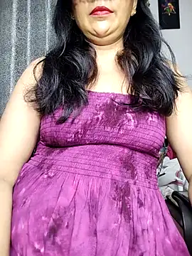 Snapshot of sexy_bhabhi69 chatting on 10/14/25, 05:25 sexy bhabhi69 online show from 10/14/25, 05:25