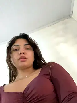 Nicollygriu online show from 10/10/25, 04:28