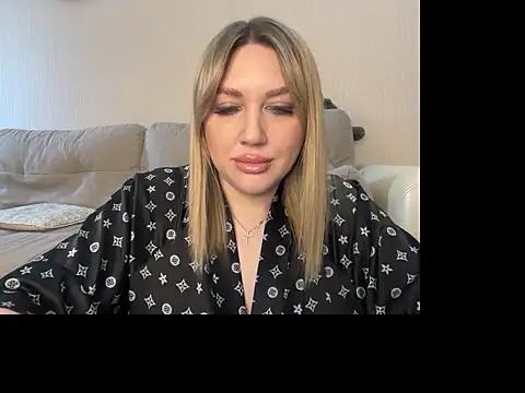 VickyLove047 online show from 06/14/26, 08:27