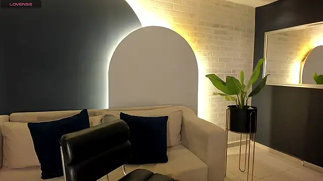 FernandaX1 online show from 10/07/25, 11:18