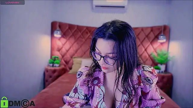 ZarifaBev online show from 12/28/24, 10:55