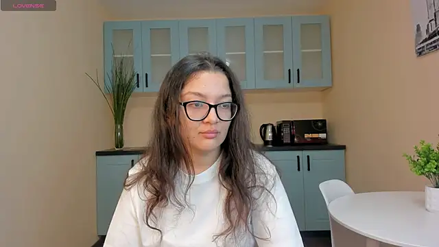 ZarifaBev online show from 12/20/25, 07:04