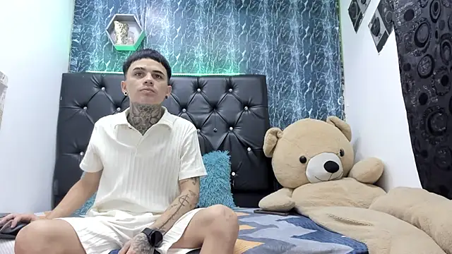 exotic hot couple online show from 01/10/26, 11:42