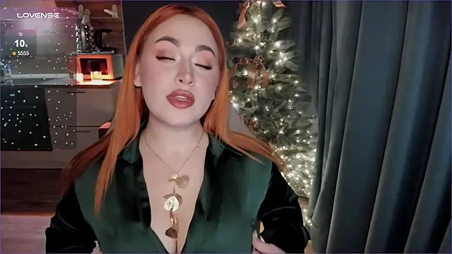 Snapshot of Flower_Camellia77 chatting on 12/26/24, 08:42 Flower Camellia77 online show from 12/26/24, 08:42