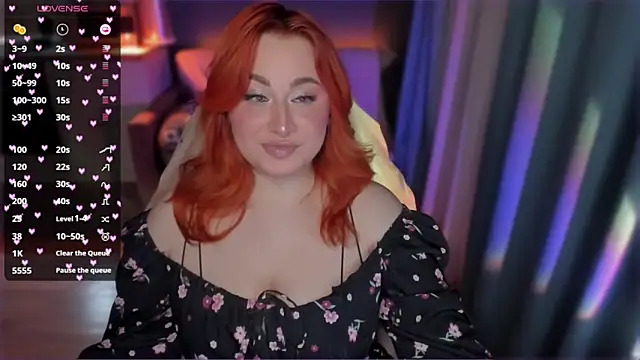 Snapshot of Flower_Camellia77 chatting on 03/10/25, 12:07 Flower Camellia77 online show from 03/10/25, 12:07