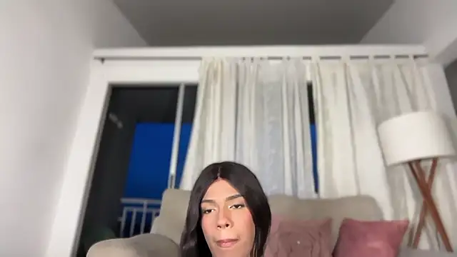 Snapshot of leila_seasiren chatting on 07/31/26, 11:37 leila seasiren online show from 07/31/26, 11:37