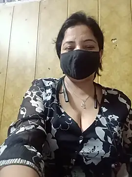 Snapshot of hornycoupleJandS chatting on 07/18/26, 07:39 hornycoupleJandS online show from 07/18/26, 07:39