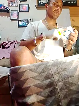 NewBe9D9 online show from 12/14/25, 11:15