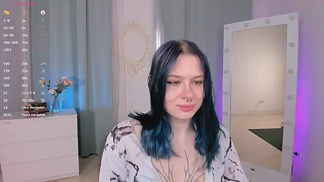 tender kiitty online show from 05/07/26, 10:42
