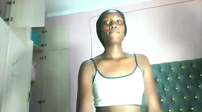 Snapshot of wyzzerslim chatting on 12/21/24, 05:29 wyzzerslim online show from 12/21/24, 05:29