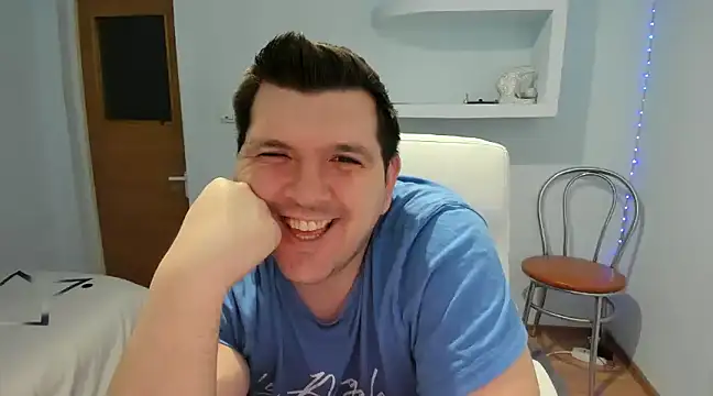 Snapshot of JasonJacks chatting on 01/25/25, 02:03 JasonJacks online show from 01/25/25, 02:03