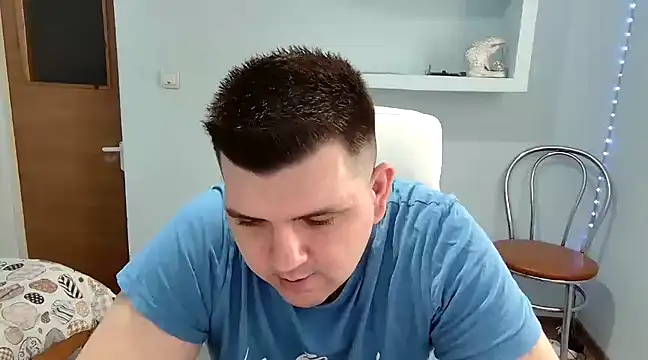 Snapshot of JasonJacks chatting on 02/01/25, 10:59 JasonJacks online show from 02/01/25, 10:59