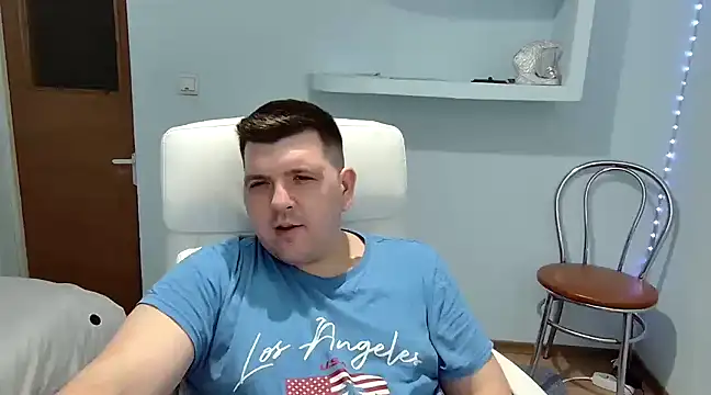 Snapshot of JasonJacks chatting on 02/02/25, 05:59 JasonJacks online show from 02/02/25, 05:59