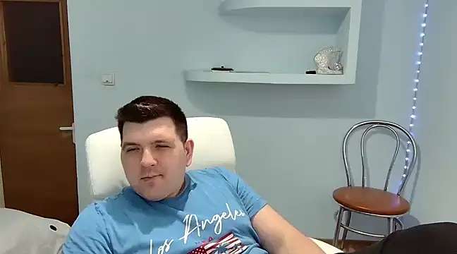 Snapshot of JasonJacks chatting on 02/15/25, 09:27 JasonJacks online show from 02/15/25, 09:27