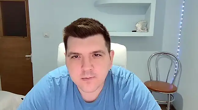 Snapshot of JasonJacks chatting on 02/15/25, 12:54 JasonJacks online show from 02/15/25, 12:54