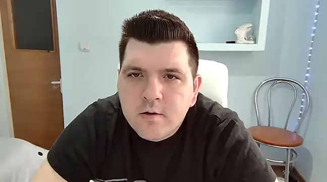 Snapshot of JasonJacks chatting on 02/19/25, 09:28 JasonJacks online show from 02/19/25, 09:28