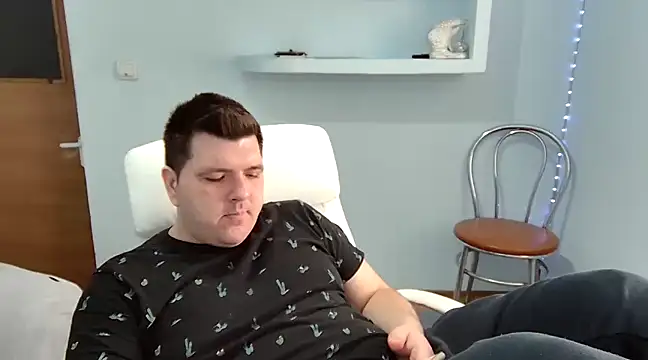 Snapshot of JasonJacks chatting on 02/24/25, 08:17 JasonJacks online show from 02/24/25, 08:17