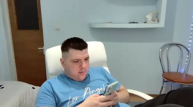 Snapshot of JasonJacks chatting on 03/07/25, 02:34 JasonJacks online show from 03/07/25, 02:34