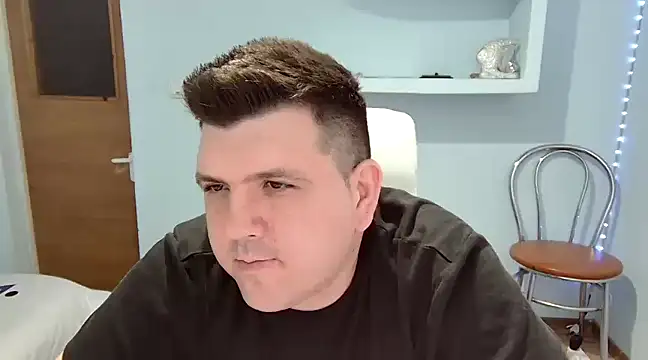 Snapshot of JasonJacks chatting on 03/17/25, 11:00 JasonJacks online show from 03/17/25, 11:00