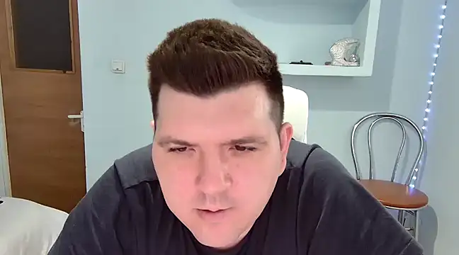 Snapshot of JasonJacks chatting on 03/20/25, 12:32 JasonJacks online show from 03/20/25, 12:32