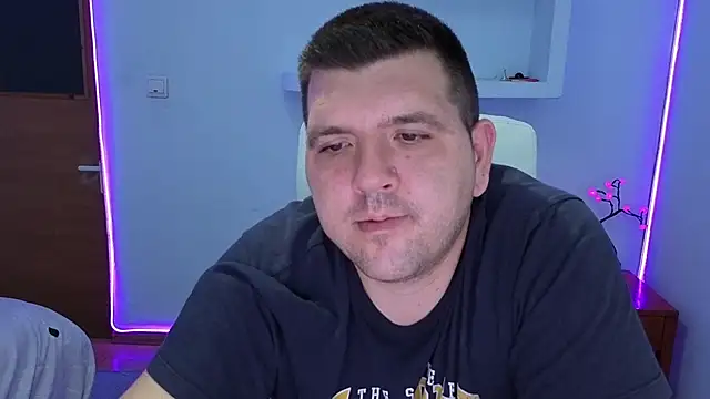 Snapshot of JasonJacks chatting on 09/18/25, 04:20 JasonJacks online show from 09/18/25, 04:20