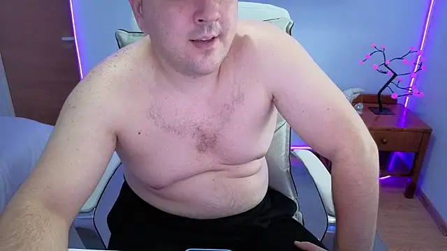 Snapshot of JasonJacks chatting on 10/19/25, 01:01 JasonJacks online show from 10/19/25, 01:01