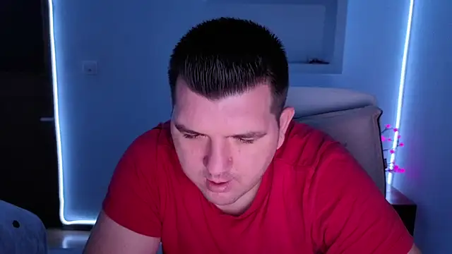 Snapshot of JasonJacks chatting on 10/20/25, 03:07 JasonJacks online show from 10/20/25, 03:07