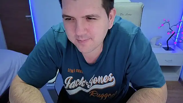 Snapshot of JasonJacks chatting on 11/10/25, 04:39 JasonJacks online show from 11/10/25, 04:39