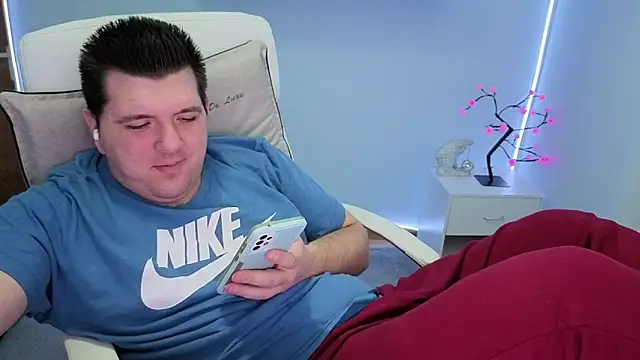 Snapshot of JasonJacks chatting on 11/11/25, 04:45 JasonJacks online show from 11/11/25, 04:45