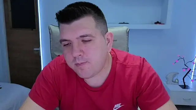 Snapshot of JasonJacks chatting on 11/17/25, 05:35 JasonJacks online show from 11/17/25, 05:35