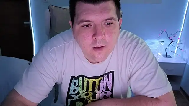 Snapshot of JasonJacks chatting on 06/07/26, 04:38 JasonJacks online show from 06/07/26, 04:38