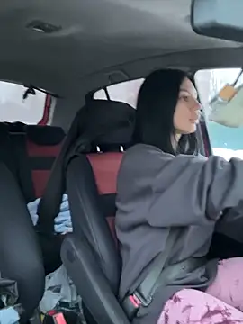 Snapshot of JulliaVegas chatting on 01/21/25, 02:54 JulliaVegas online show from 01/21/25, 02:54