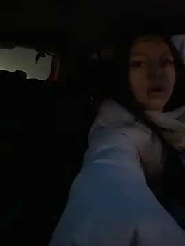 Snapshot of JulliaVegas chatting on 02/03/25, 01:41 JulliaVegas online show from 02/03/25, 01:41