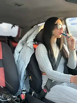 Snapshot of JulliaVegas chatting on 02/27/25, 02:32 JulliaVegas online show from 02/27/25, 02:32