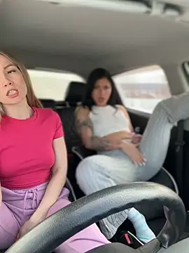 Snapshot of JulliaVegas chatting on 03/14/25, 05:27 JulliaVegas online show from 03/14/25, 05:27